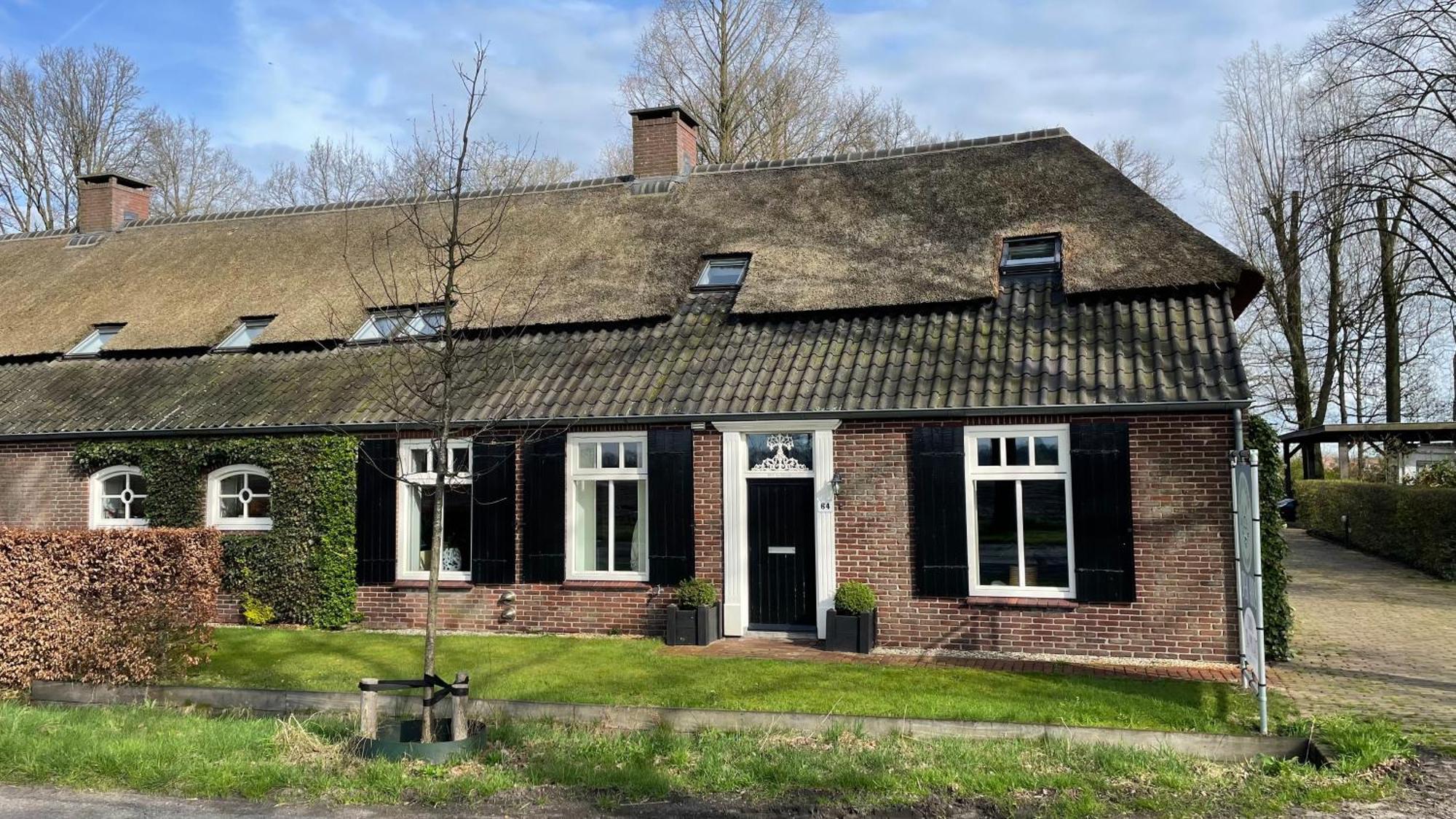 Hoeve Bij Vosselen Bed & Breakfast Asten Eksteriør bilde