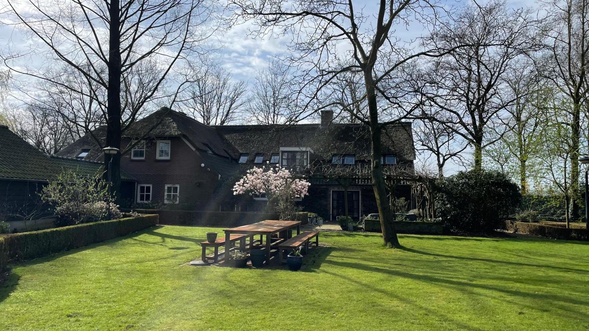 Hoeve Bij Vosselen Bed & Breakfast Asten Eksteriør bilde